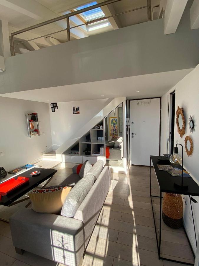 Superbe Studio Au Centre De Vence Apartment Exterior photo
