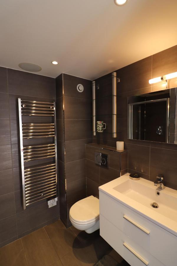 Superbe Studio Au Centre De Vence Apartment Exterior photo