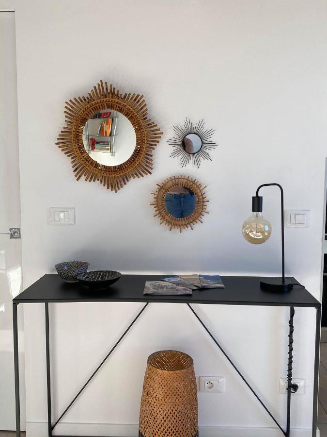 Superbe Studio Au Centre De Vence Apartment Exterior photo